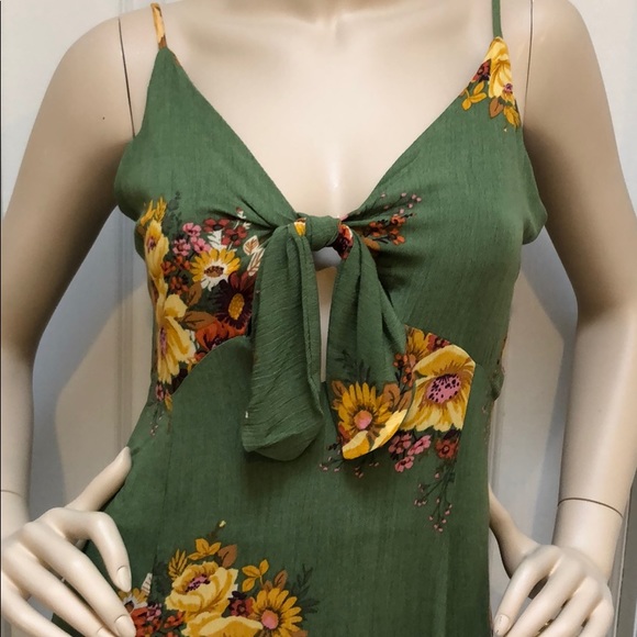 TIE FRONT FLORAL PRINT MAXI DRESS - Picture 6 of 8